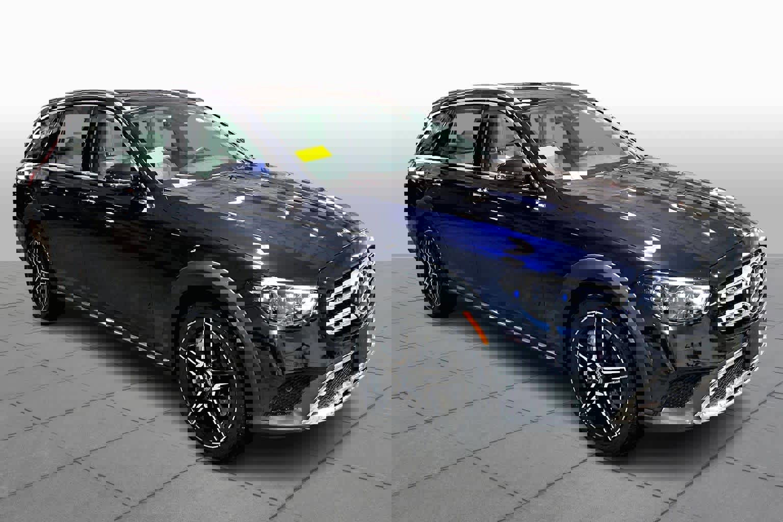 Used 2023 Mercedes-Benz E 450 4MATIC All-Terrain Wagon image 2