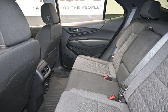 Used 2024 Chevrolet Equinox LT FWD image 17