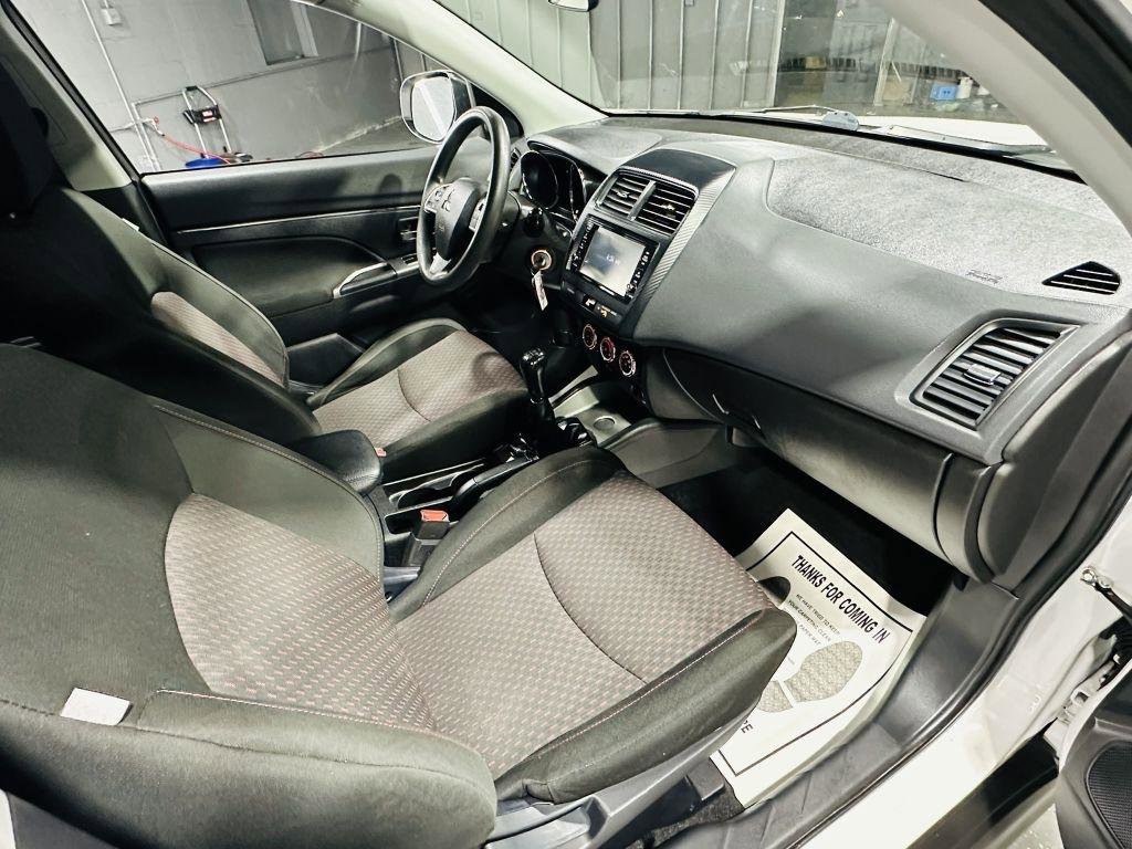 Used 2019 Mitsubishi Outlander Sport ES FWD image 36