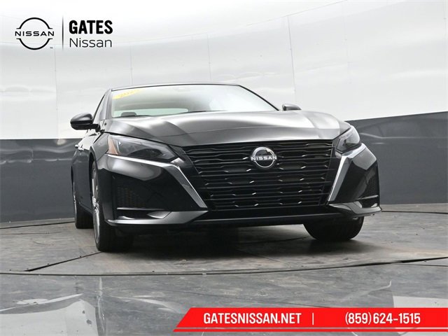 Used 2025 Nissan Altima 2.5 SL image 38