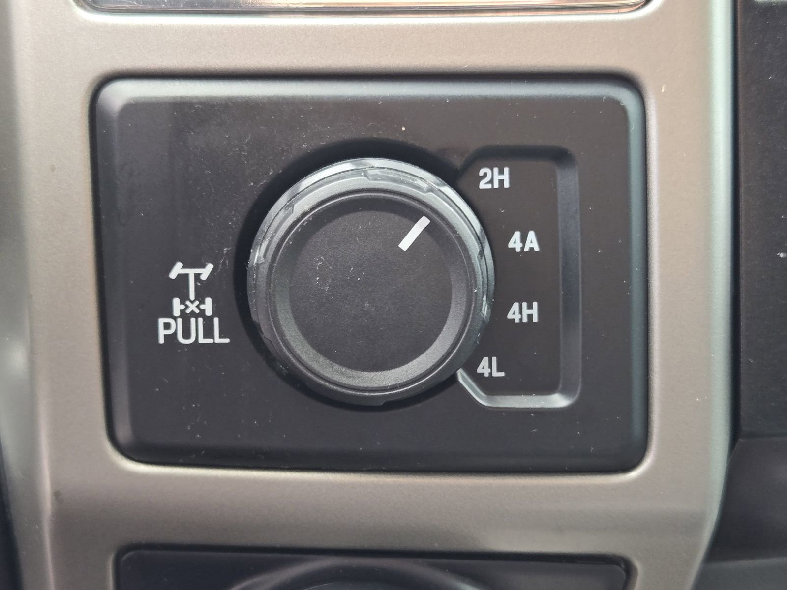 Used 2016 Ford F150 Lariat w/ Equipment Group 502A Luxury AWD/4WD image 19