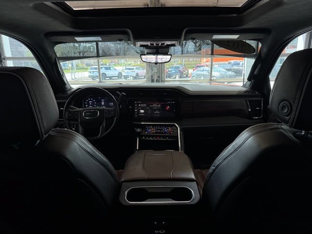 Used 2025 GMC Sierra 2500 Denali Ultimate AWD/4WD image 17