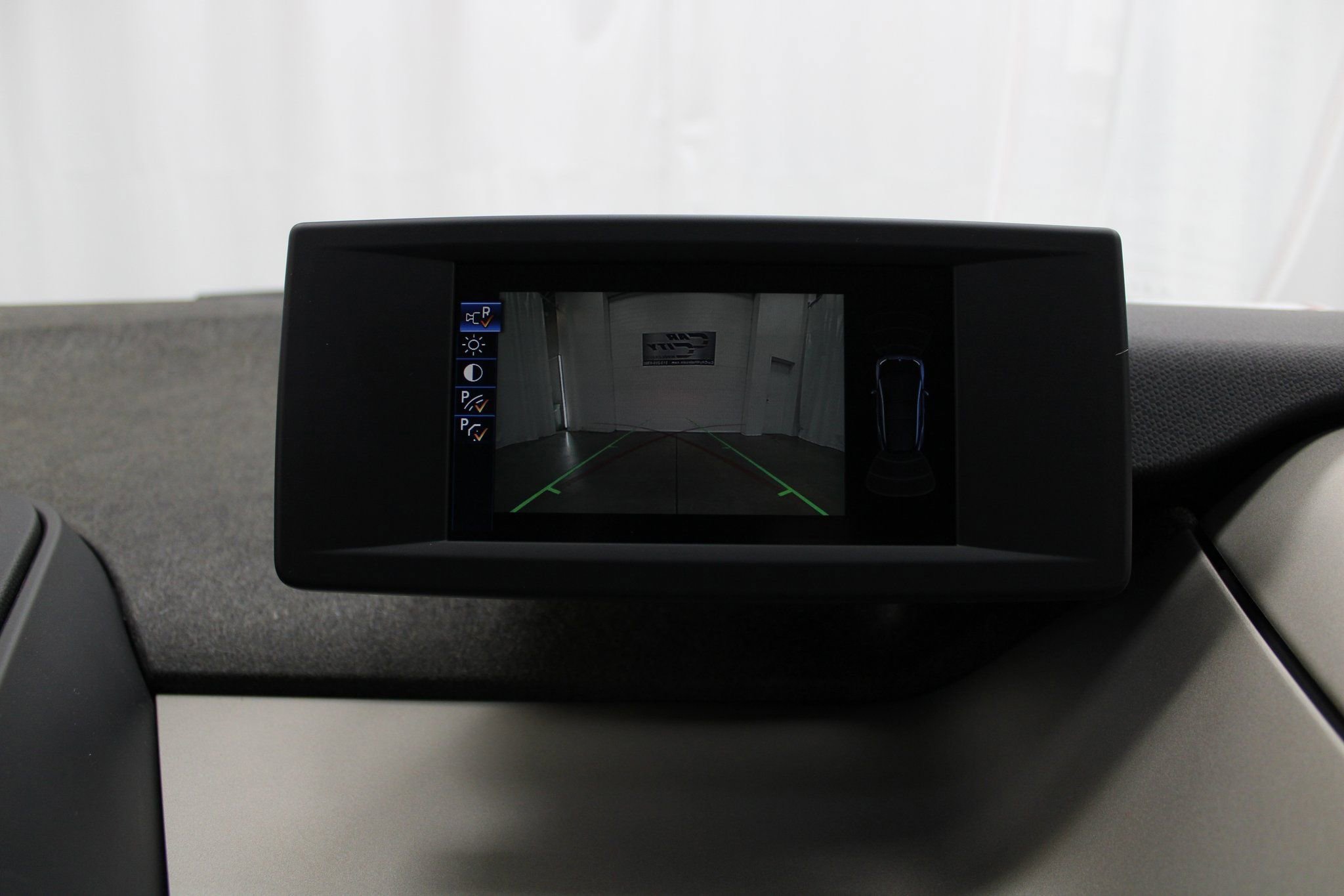 Used 2018 BMW i3 94Ah w/Range Extender image 51