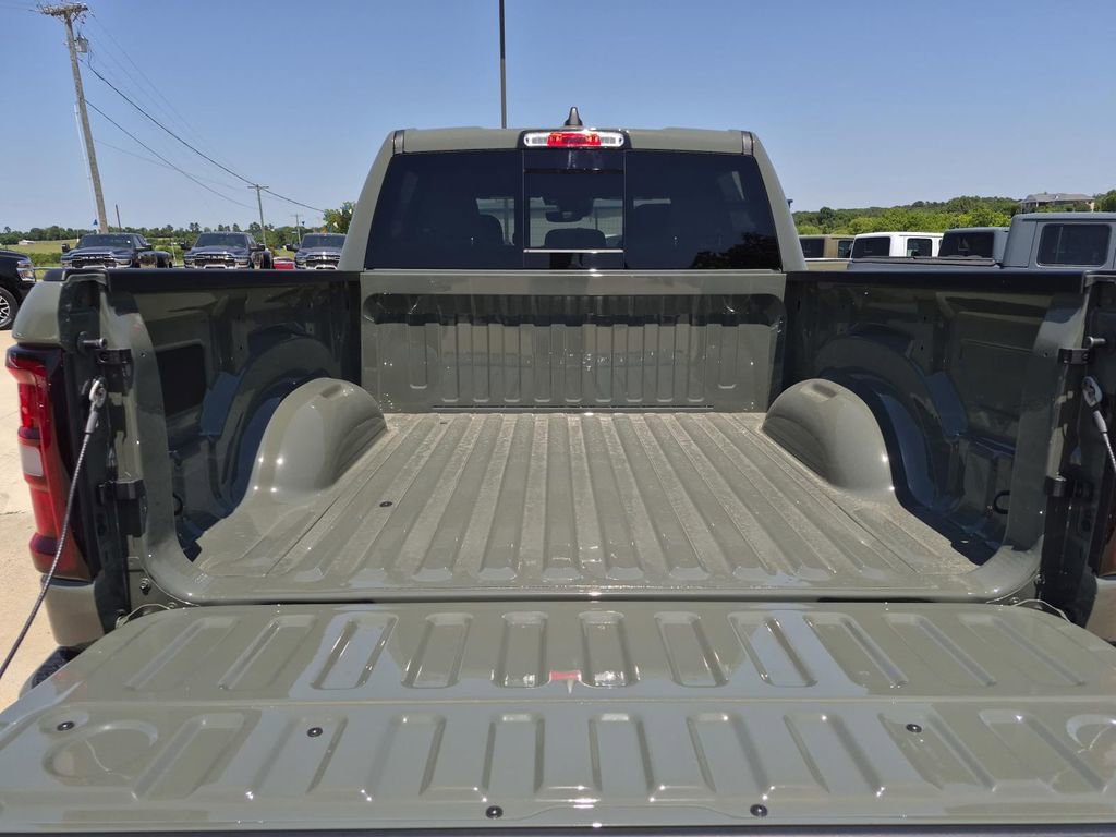 New 2026 RAM 1500 Lone Star AWD/4WD image 9