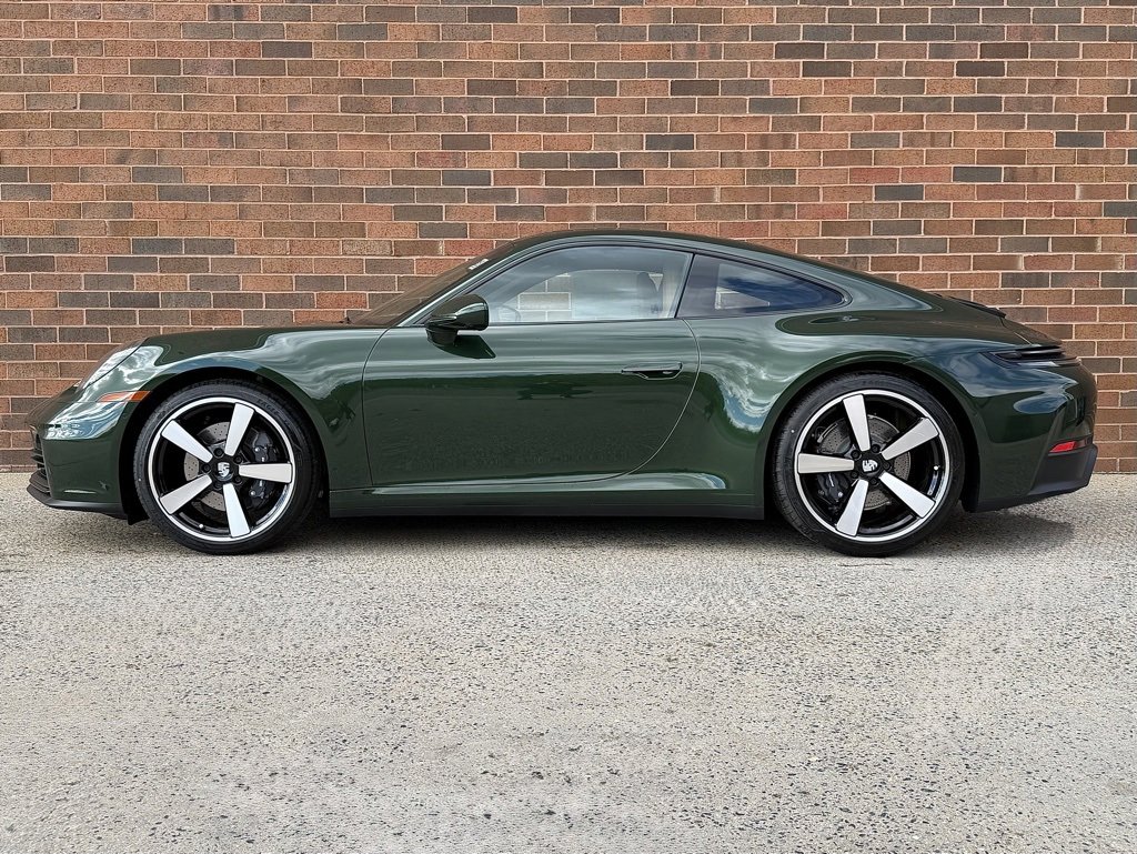 New 2026 Porsche 911 Carrera image 2