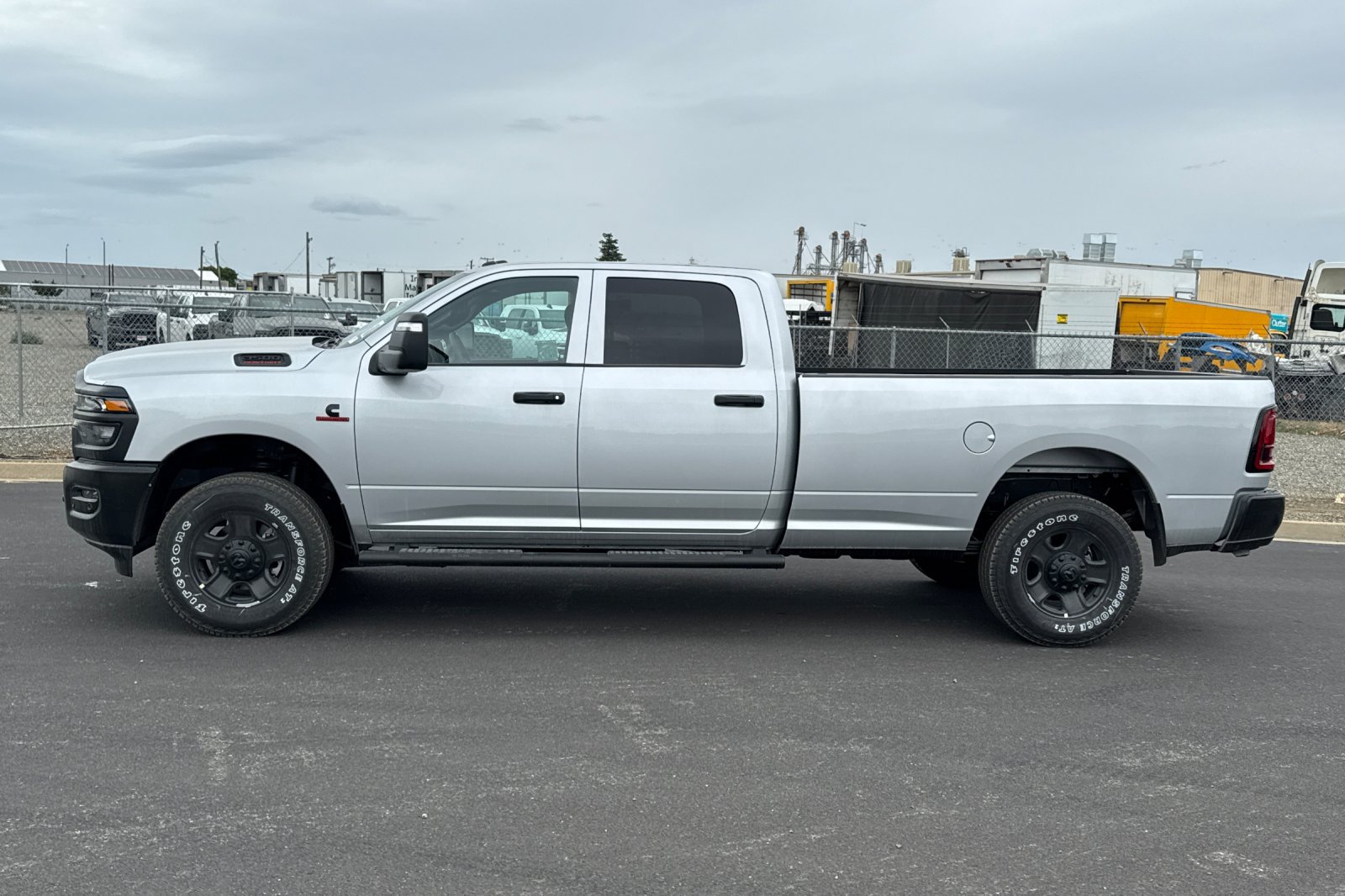 New 2026 RAM 3500 Tradesman AWD/4WD image 6