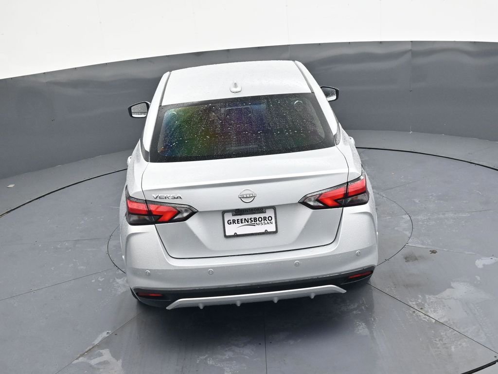 Used 2025 Nissan Versa SV w/ Trunk Package image 18
