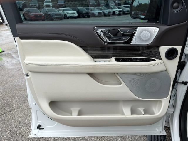 Used 2023 Lincoln Navigator Black Label AWD/4WD image 23