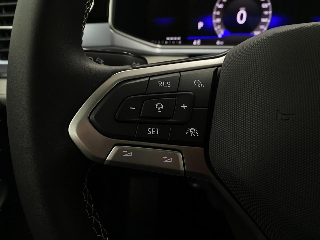 New 2026 Volkswagen Taos SE AWD/4WD image 44