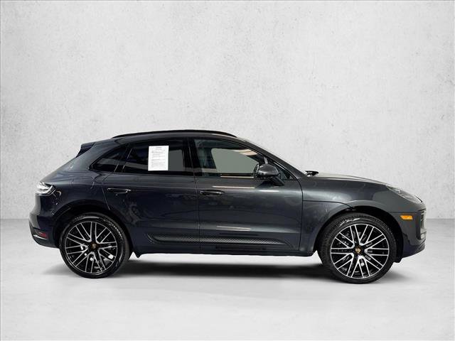 Certified 2026 Porsche Macan AWD/4WD image 8