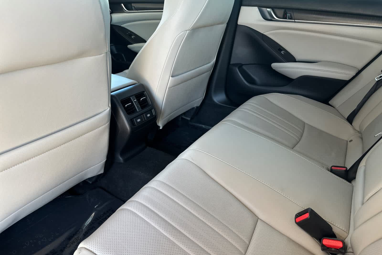 Used 2021 Honda Accord EX-L image 4