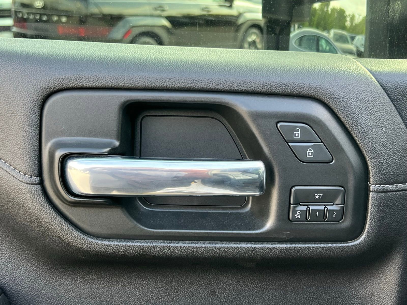 Used 2020 GMC Sierra 2500 Denali w/ Denali Ultimate Package image 24