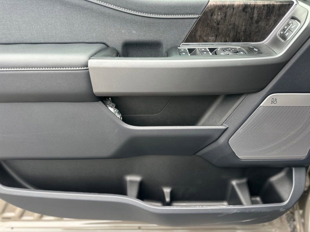 New 2026 Ford F250 Lariat image 19