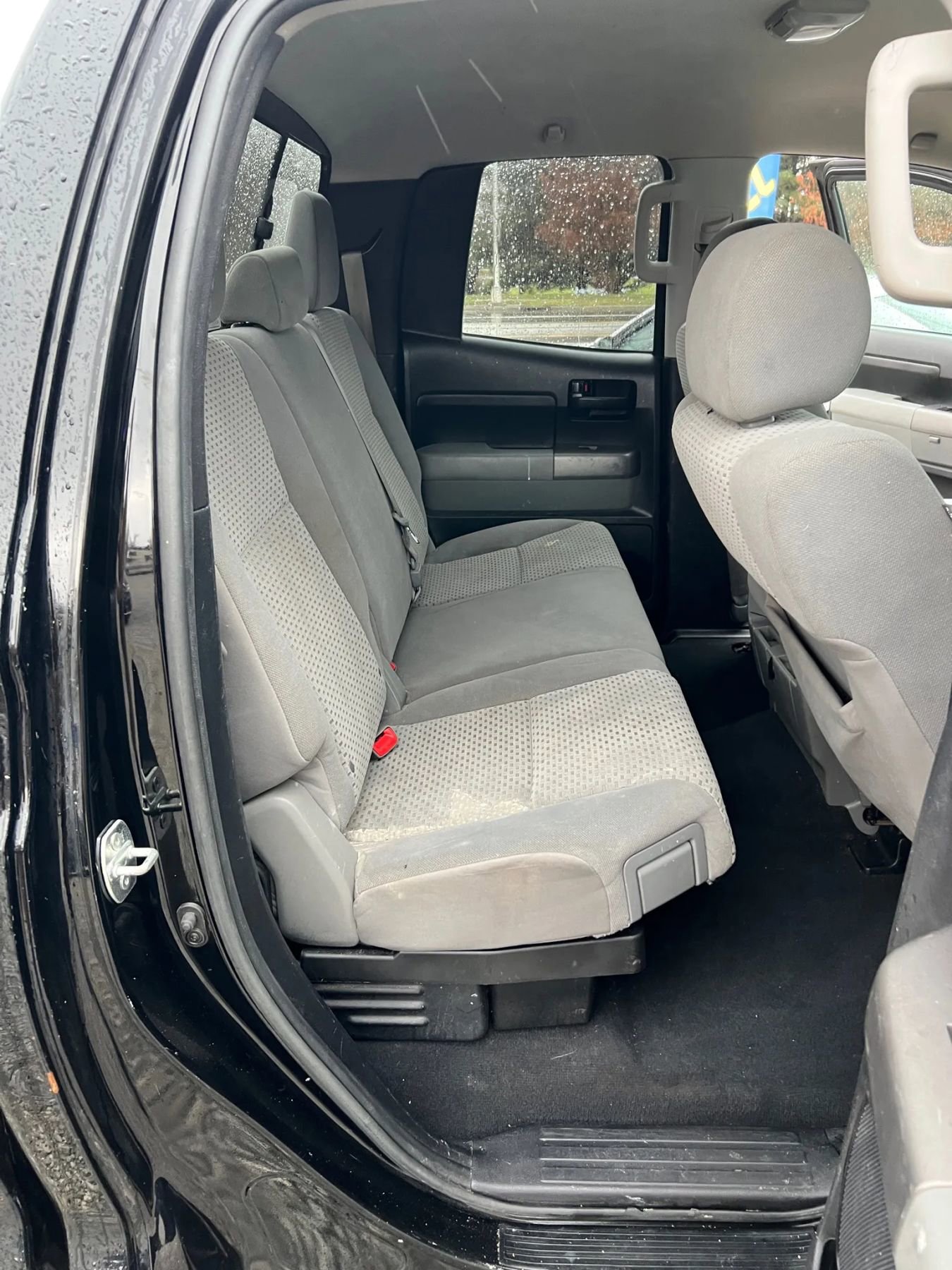 Used 2013 Toyota Tundra 4x4 Double Cab w/ Tow Pkg image 13