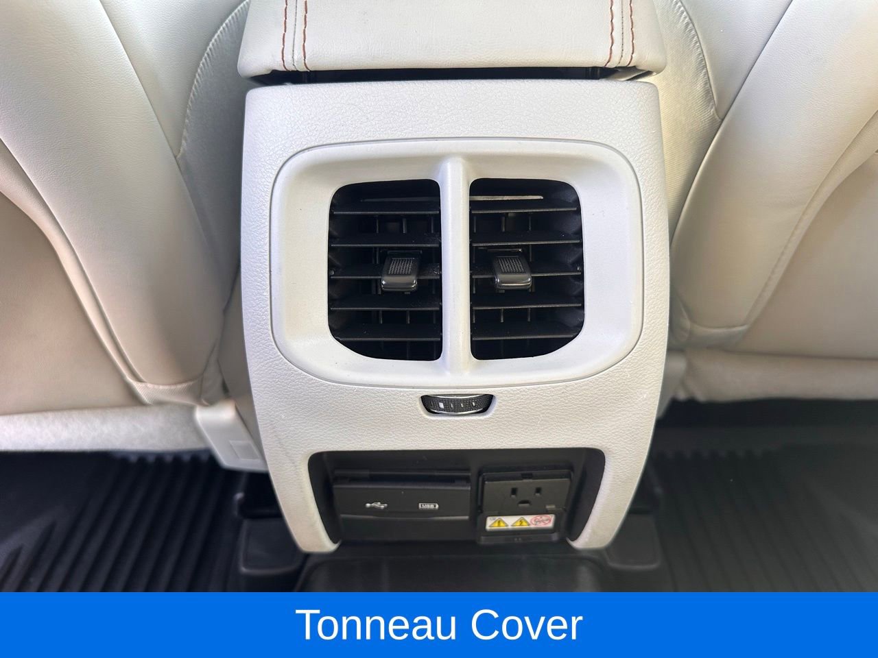 Used 2020 Jeep Cherokee Limited w/ Technology Group image 19