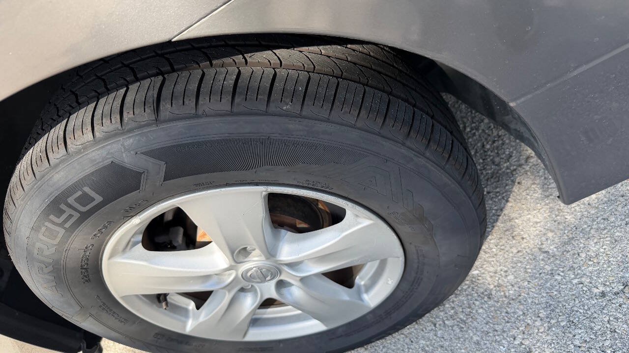 Used 2017 Nissan Quest SV FWD image 25
