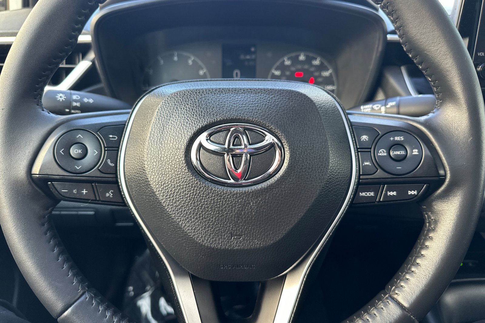 Certified 2024 Toyota Corolla SE w/ SE Premium Package FWD image 16