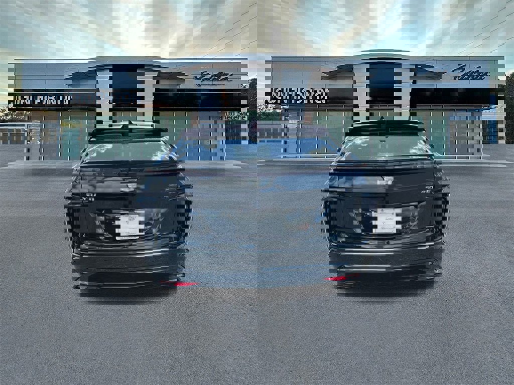 New 2025 Cadillac Lyriq Luxury image 6