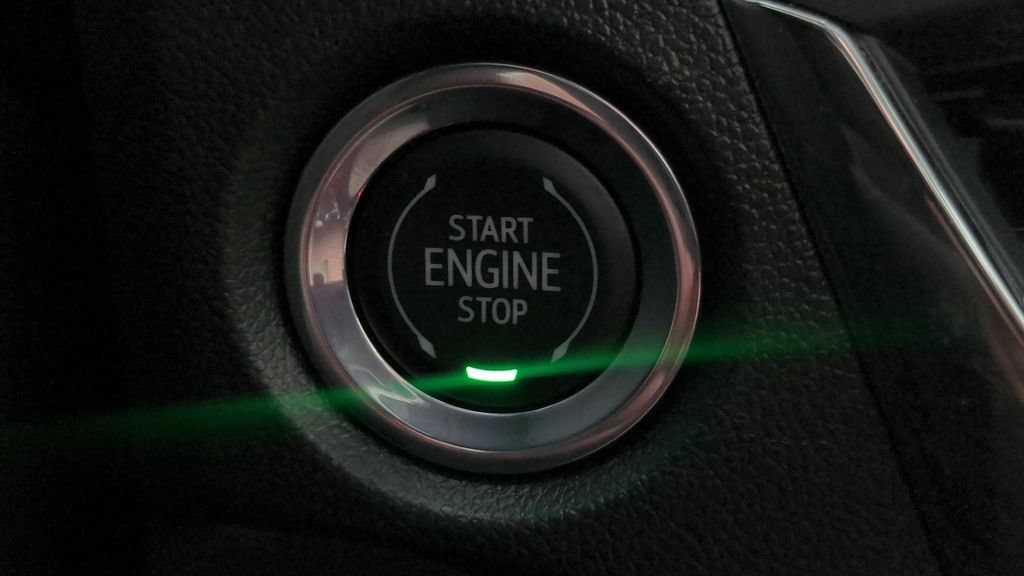 Used 2025 Buick Encore GX Sport Touring FWD image 21