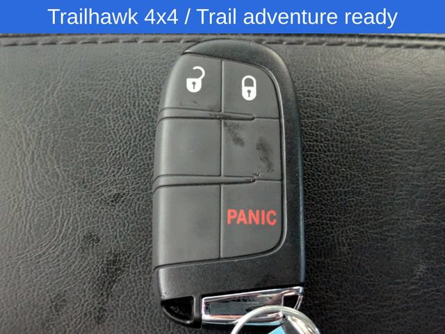Used 2023 Jeep Compass Trailhawk AWD/4WD image 27