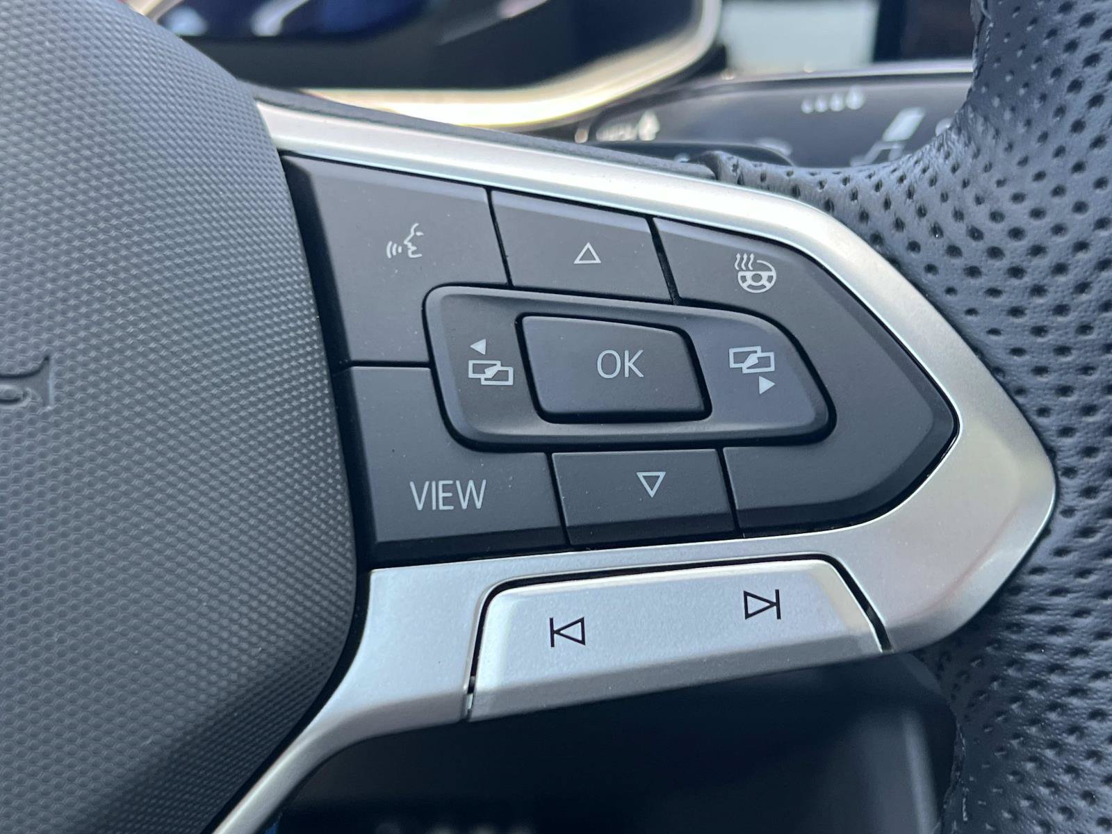 New 2026 Volkswagen Jetta GLI Autobahn FWD image 10