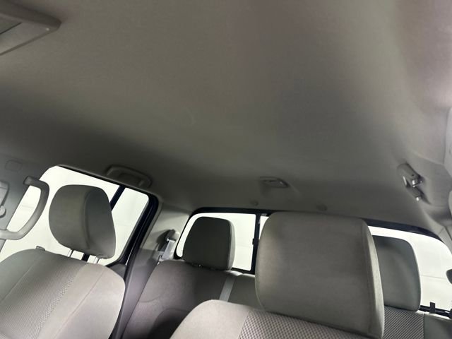 Used 2020 Nissan Frontier SV image 12