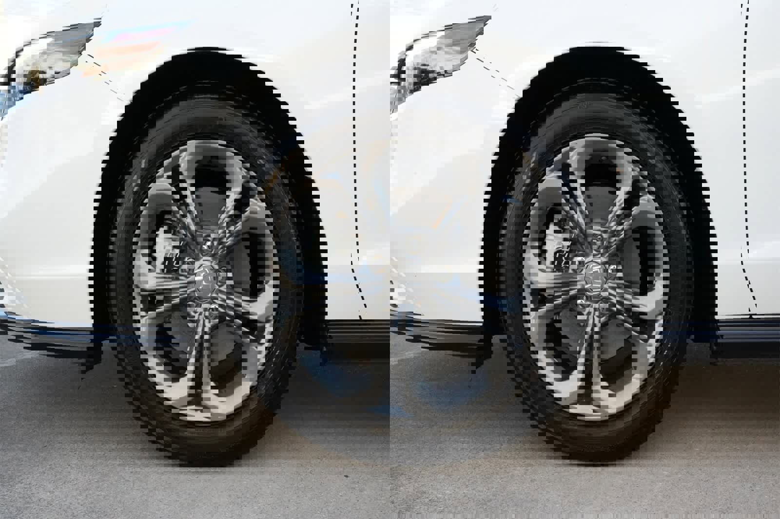 Used 2023 Honda Accord EX-L image 26