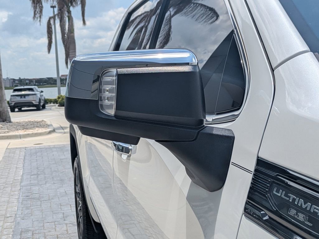 Used 2024 GMC Sierra 1500 Denali Ultimate AWD/4WD image 13
