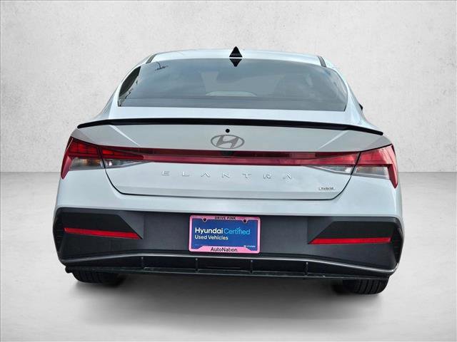 Certified 2025 Hyundai Elantra SEL image 7