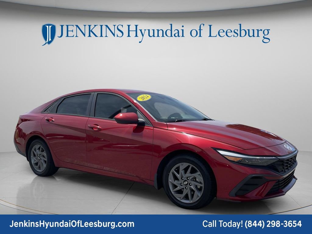 Certified 2024 Hyundai Elantra SEL FWD image 1