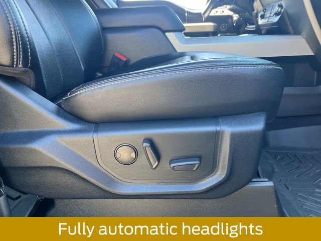 Used 2021 Ford F350 Lariat w/ Lariat Ultimate Package AWD/4WD image 31