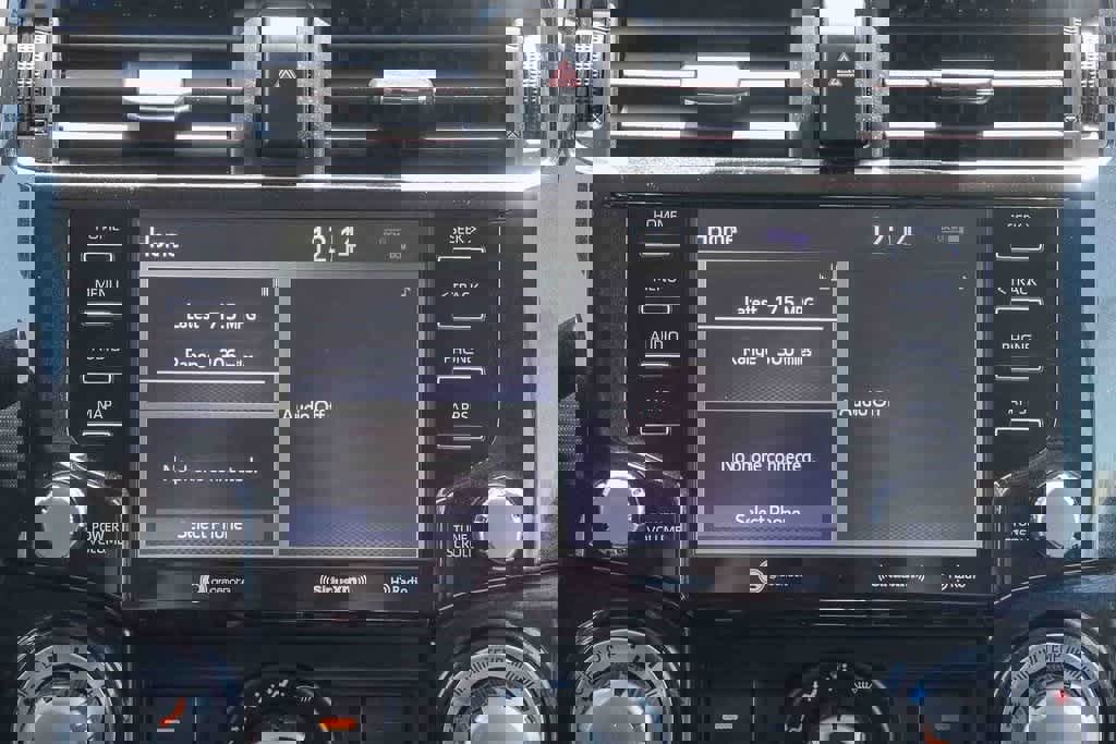 Used 2024 Toyota 4Runner TRD Off-Road image 13