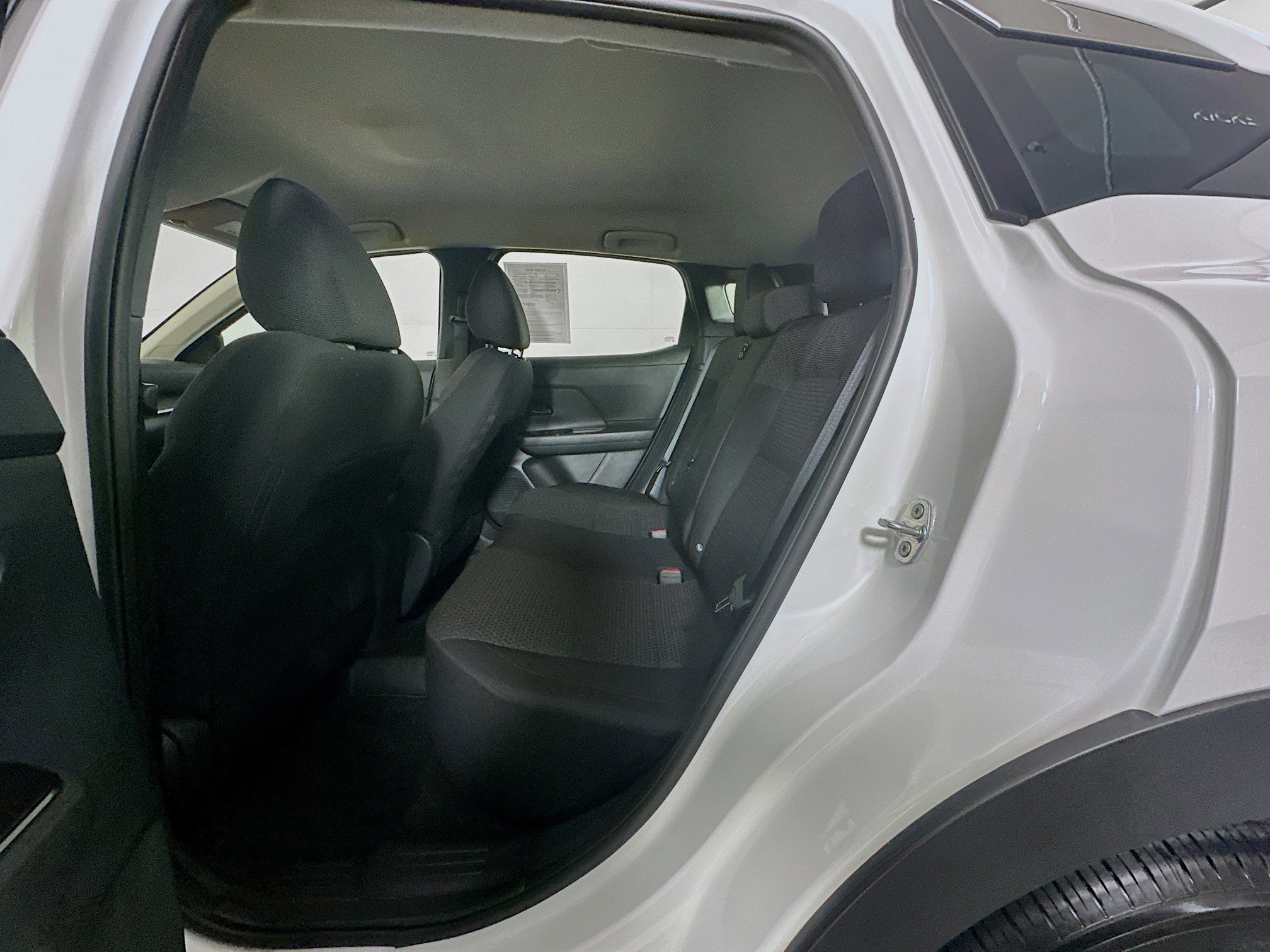 Used 2025 Nissan Kicks S FWD image 27