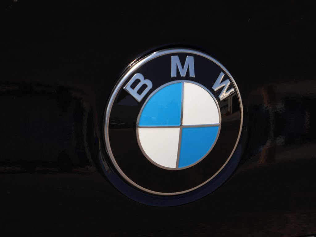 New 2026 BMW M5 w/ Executive Package image 22