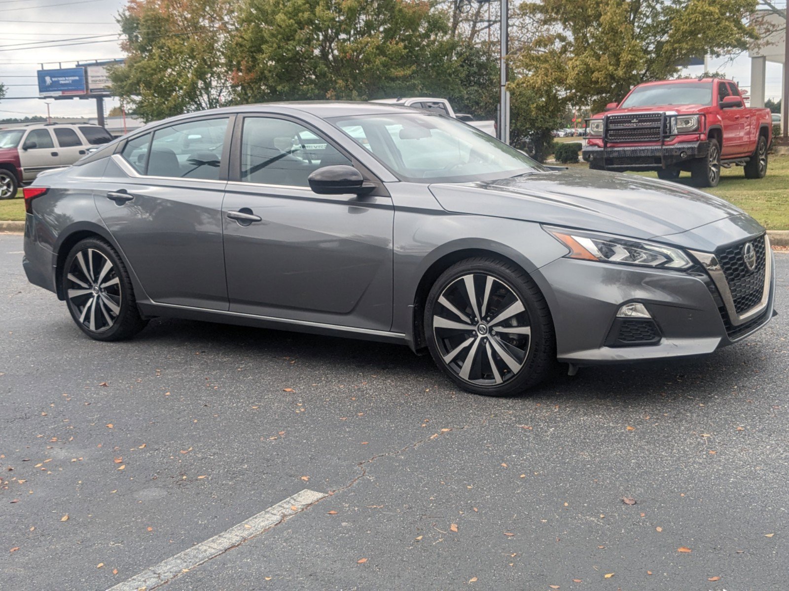 Used 2022 Nissan Altima 2.5 SR image 2