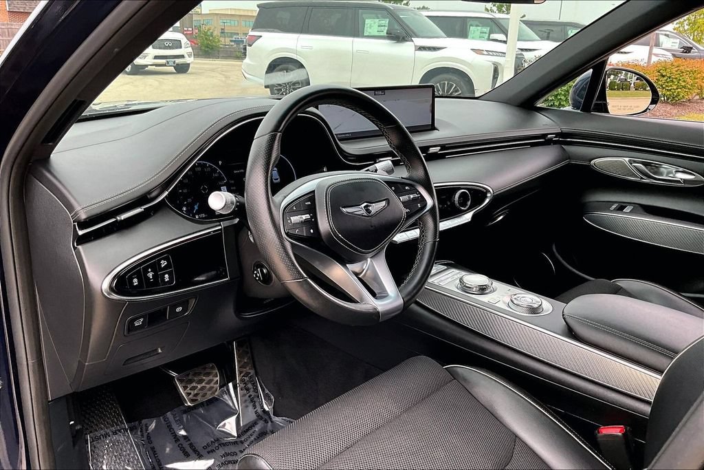 Used 2024 Genesis GV70 2.5T w/ Sport Prestige Package AWD/4WD image 16