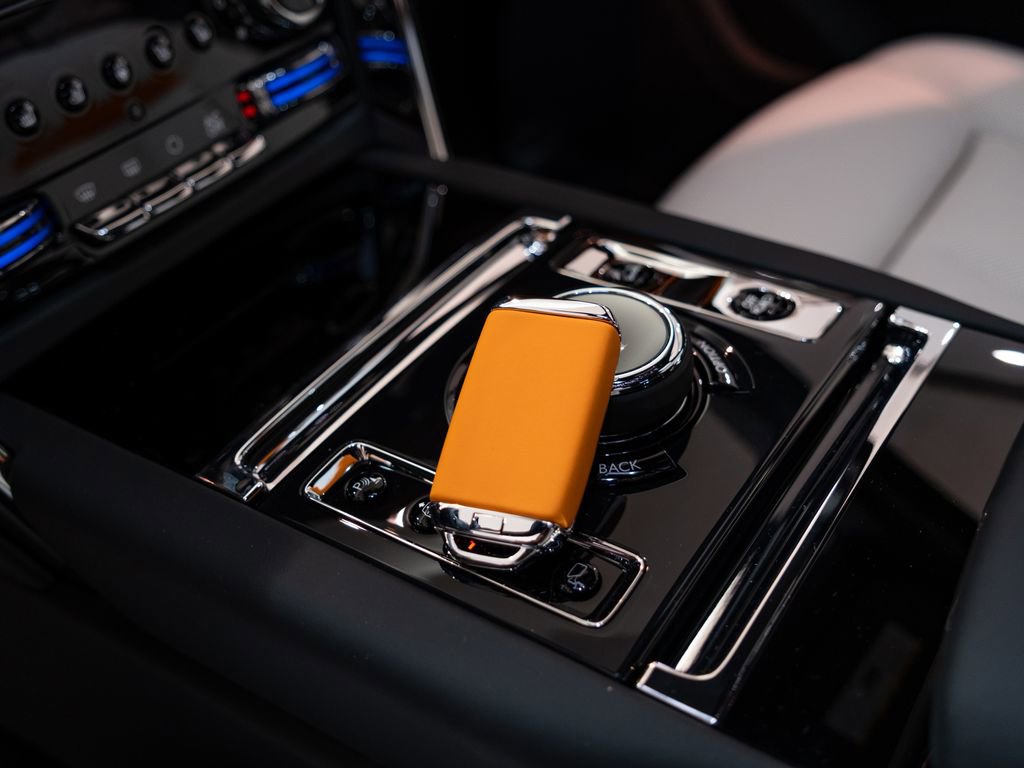 New 2026 Rolls-Royce Cullinan image 13