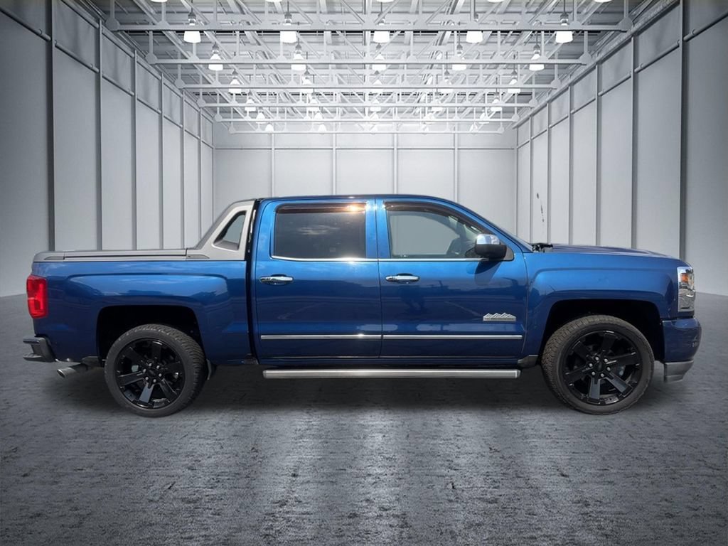 Used 2017 Chevrolet Silverado 1500 High Country w/ High Desert Package AWD/4WD image 7