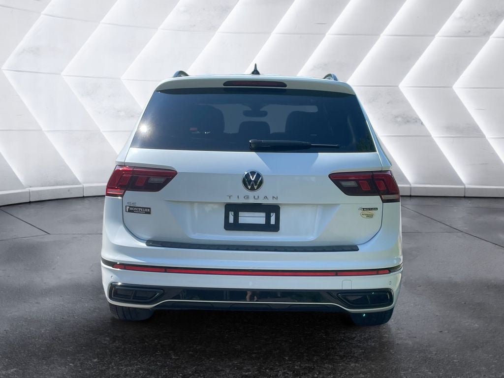 Used 2023 Volkswagen Tiguan SE R-Line AWD/4WD image 5