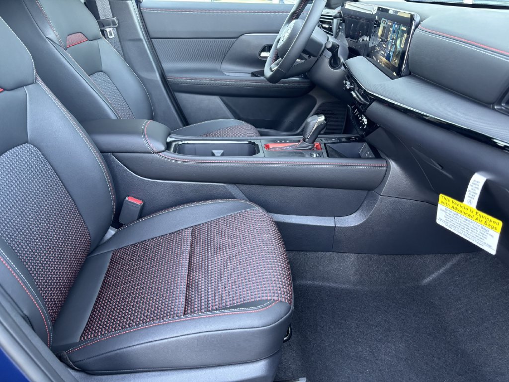New 2027 Nissan Kicks SR AWD/4WD image 29