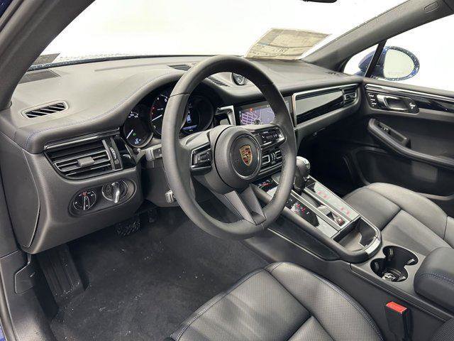 New 2025 Porsche Macan image 4