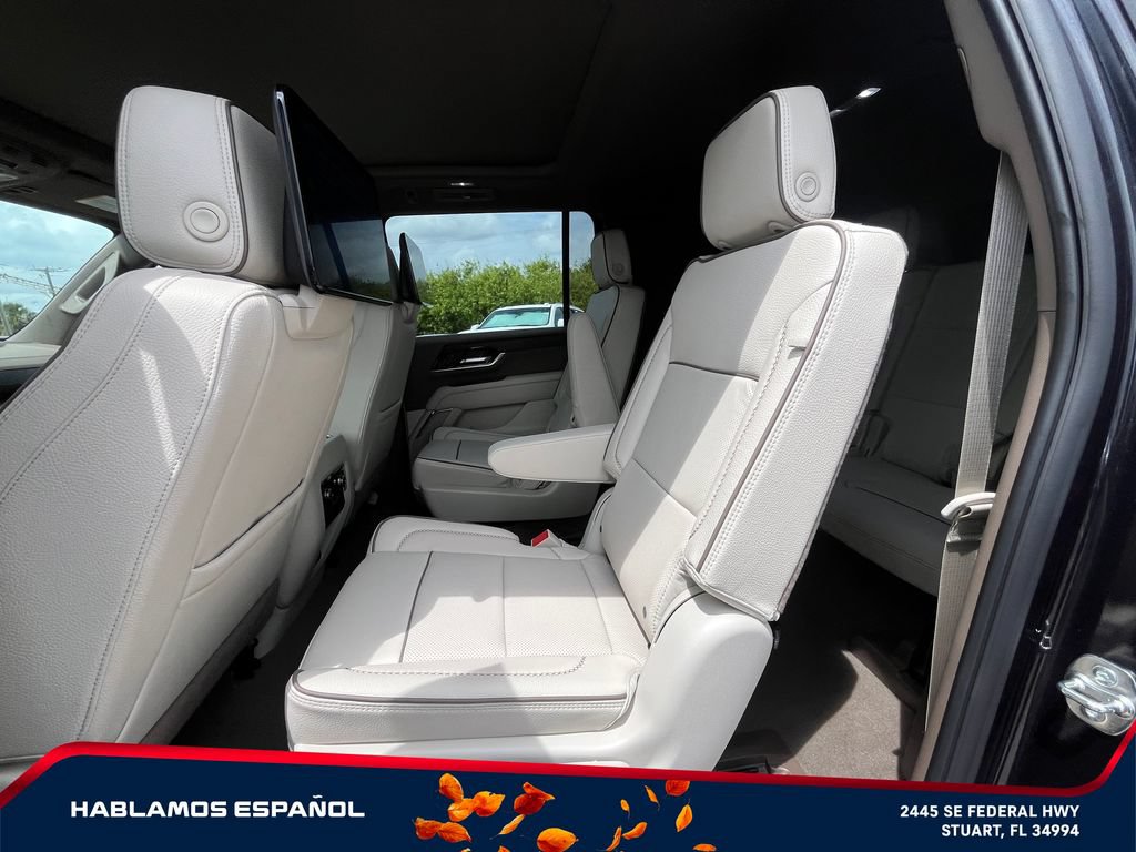 New 2026 GMC Yukon XL Denali w/ Denali Reserve Package AWD/4WD image 12