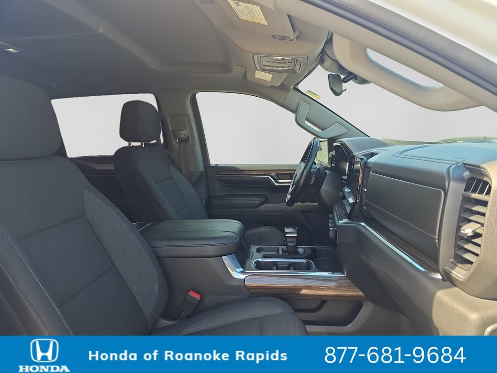 Used 2023 Chevrolet Silverado 1500 LT Trail Boss w/ Protection Package AWD/4WD image 17