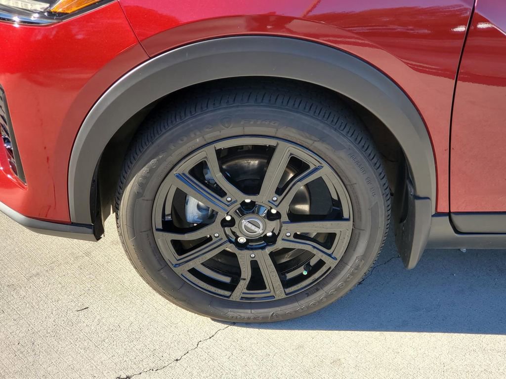 Certified 2023 Nissan Kicks SR w/ SR Premium Package image 12
