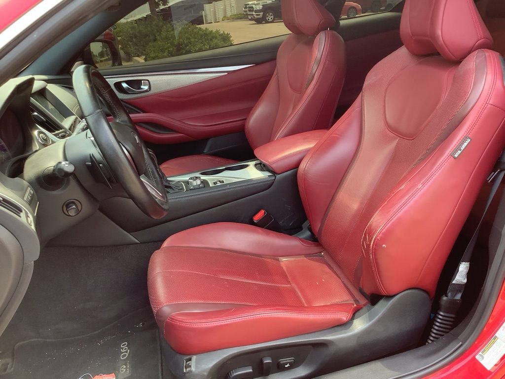 Used 2017 INFINITI Q60 Red Sport 400 AWD/4WD image 10