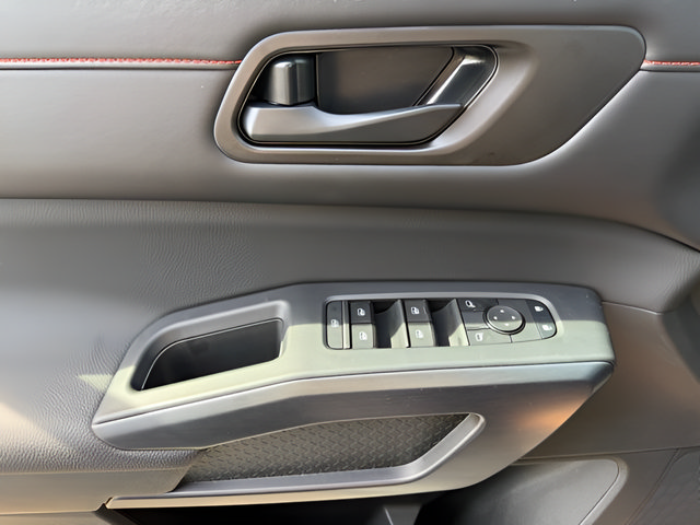 New 2026 Nissan Pathfinder Rock Creek AWD/4WD image 10