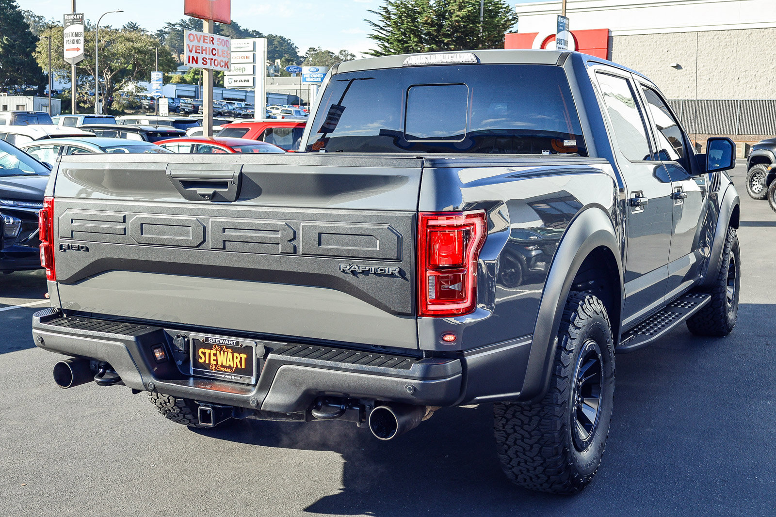 Used 2018 Ford F150 Raptor w/ Equipment Group 802A Luxury image 21