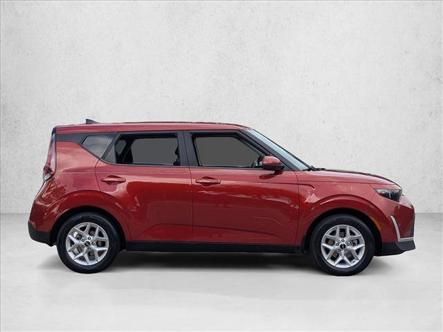Used 2023 Kia Soul LX w/ Option Group 015 image 4