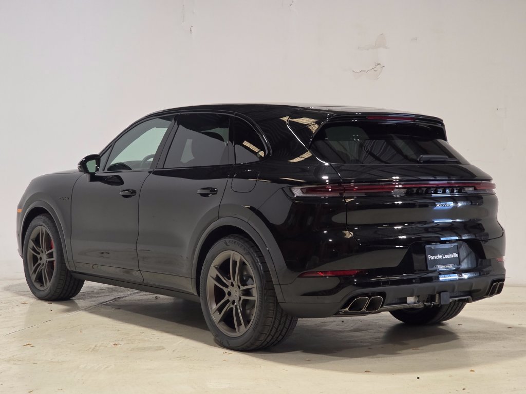 New 2026 Porsche Cayenne Turbo AWD/4WD image 2
