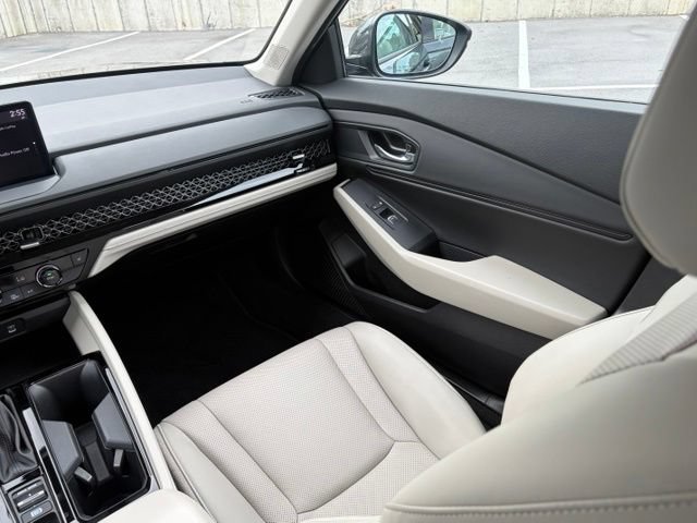 Used 2024 Honda Accord EX-L image 34